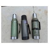 3 vintage thermos'