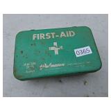vintage green pulmoson first aid kit