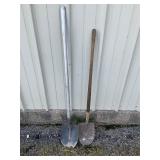 2 shovels one chipped
