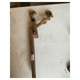 Large chain binder with hooks