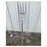 4 tine pitchfork