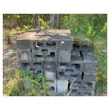 Pallet concrete blocks