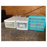Plastic storage containers