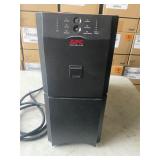 APC Smart- UPS 2200 battery back up