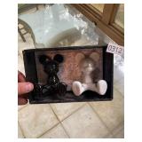 Disney Mickey and Minnie Mouse salt pepper shaker