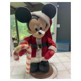 Christmas Mickey Mouse- moves when plugged in
