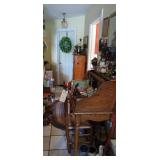 Hallway Bulk Lot of Writing Desk, Woof Cabinet,