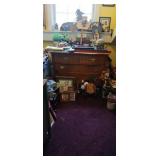 Bedroom Bulk Lot.  Dressers, Bed, Side Stand,