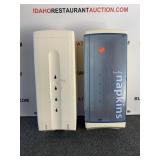 (2) Wall Mount Napkin Dispensers (2) Wall Mount Napkin Dispensers