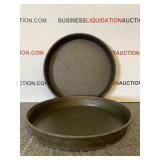 (2) 14in Deep Dish Pizza Pans (2) 14in Deep Dish Pizza Pans