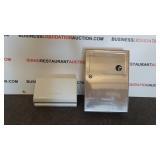 Paper Towel Dispenser & Wall Mount Trashcan Paper Towel Dispenser & Wall Mount Trashcan