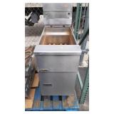 Pitco Frialator 40lbs Deep Fryer, Gas Pitco Frialator 40lbs Deep Fryer, Gas