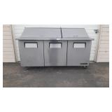 72" 3 Door True Refrigerated Prep Table 72" 3 Door True Refrigerated Prep Table