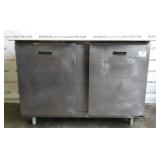 Traulsen 48" Refrigerated Prep Table Traulsen 48" Refrigerated Prep Table