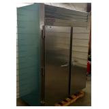 Traulsen 2 Door Roll In Dough Proofer Traulsen 2 Door Roll In Dough Proofer