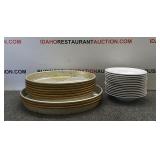 (10) Pizza Pans & 14 Bowls (10) Pizza Pans & 14 Bowls