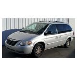 2005 Chrysler Town & Country Touring 2005 Chrysler Town & Country Touring