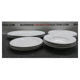 (12) Piece Glass Restaurant Plate Set (12) Piece Glass Restaurant Plate Set