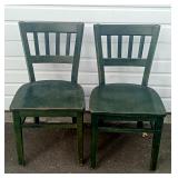 (2) Chairs (2) Chairs