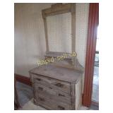 Distressed 3 Drawer Dresser