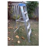 Light Duty Aluminum Ladder - 5 Feet