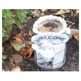 Welcome Garden Planter Decor