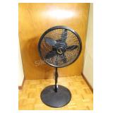 Floor Lasko 20"  Oscillating Adjustable Fan