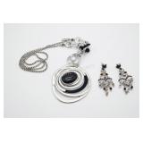 Silvertone Necklace w Pendant & Chandelier  Earrin