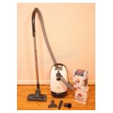 Miele Canister Vacuum Cleaner w Filtration Guard,