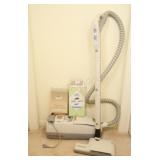 Electrolux Canister Vacuum w Carpet Head & Bags