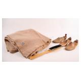 Kenwood 100% Wool Blanket w Wooden Cobbler