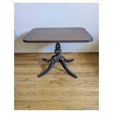 Dark Brown Mahogany Victorian-style Side Table