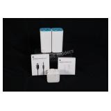 2 x  TP-Link  Power Bank w Apple Accessories