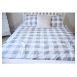 Queen Duvet Cover w Shams & Toss Cushion Bedding