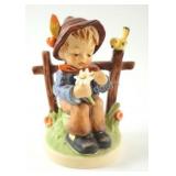 Goebel Hummel "She Loves Me, She Loves Me Not",