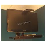 Samsung 24" LCD TV Monitor w Remote w Wall Mount