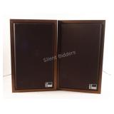 Avanti 2-Way Bass Reflex Speakers
