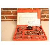 Vermont Super Mechanics 40pc Tap & Die Set