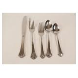 40 PC Stainless Cutlery Set, 5 PC Place Setting