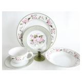 MSE 20PC China Set w Stemware