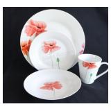 Bon Appetit 20PC Porcelain "Poppy" Dinnerwre Set