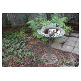 Cast Iron / Metal Pedestal Bird Bath