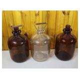 Gallon Finger and Handle Clear & Amber Gallon Jugs