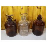 Gallon Finger and Handle Clear & Amber Gallon Jugs