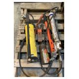 Hydraulic Hand Pumps, Ram & Spreader