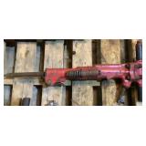 Pneumatic Chipping Hammer