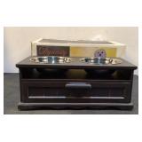 Dynasty Feeding Station