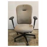 Hon Adjustable Rolling Office Chair