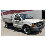 1999 Ford F-350 XL Regular Cab Flatbed 2WD