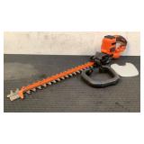 Black + Decker Electric 20" Hedge Trimmer w/ Saw B